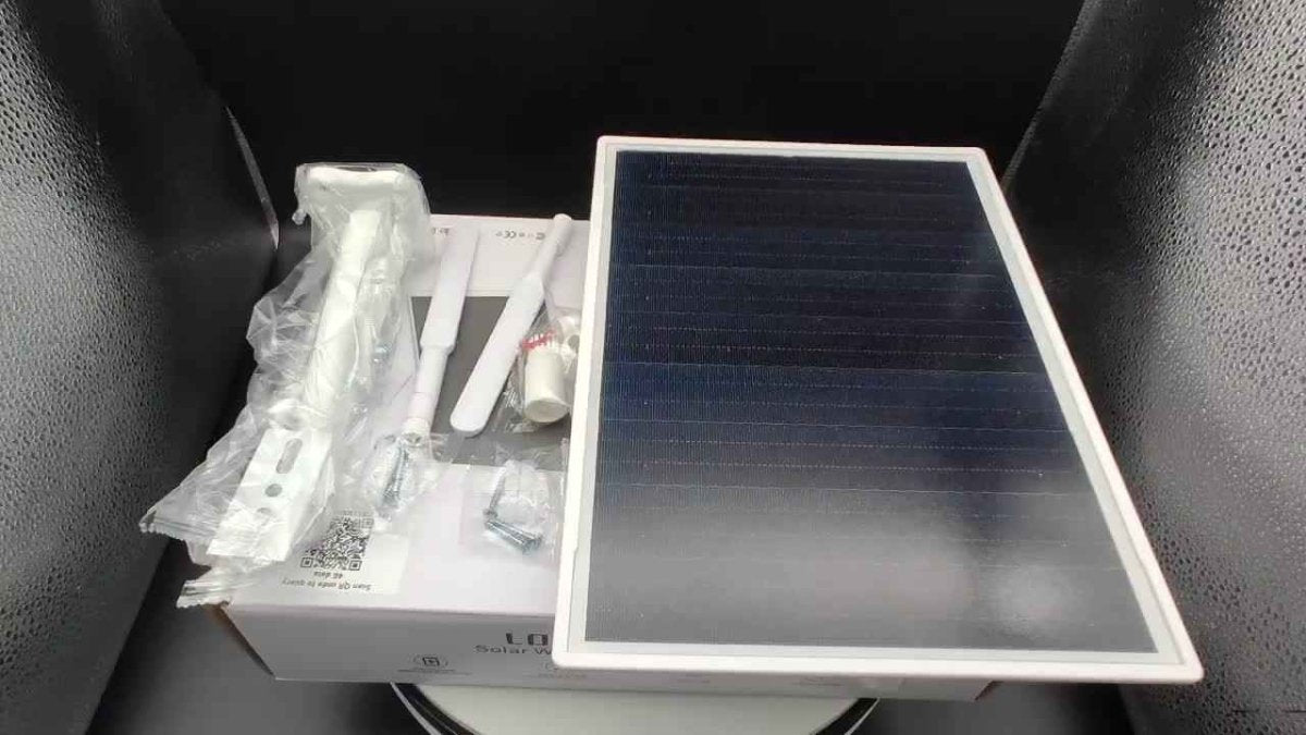 GEYUNE Solar Powered 4G Router – 15W 25000mAh Outdoor WiFi Router & Extender with Long Standby (7 Days) - Intelligent by design