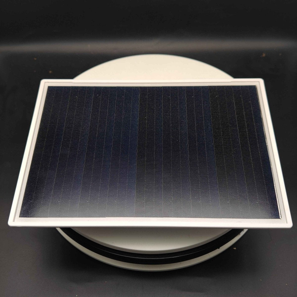 GEYUNE Solar Powered 4G Router – 15W 25000mAh Outdoor WiFi Router & Extender with Long Standby (7 Days) - Intelligent by design